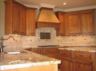 12552 Miss Dylan Cv, Collierville, TN 38017