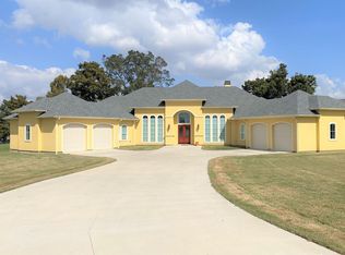 1056 Fisherman Dr, Ferriday, LA 71334