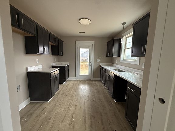 4th image of 24 Echo Rdg Lot 24