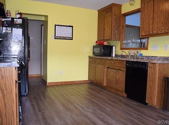 4th image of 4408 Oak Knoll Dr