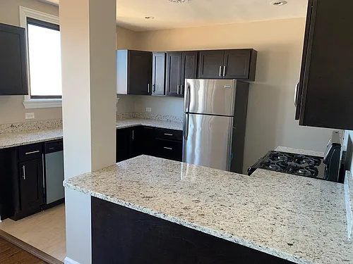 5653 N Spaulding Ave #3E Photo 1