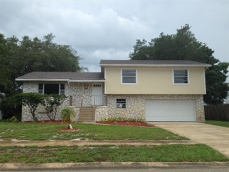 1st image of 50 Woodfield Dr