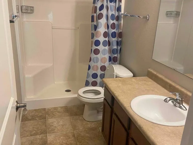2433 Fleming Dr — Photo 12