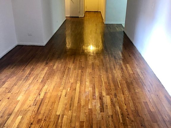 5th image of 14333 Sanford Ave APT C29