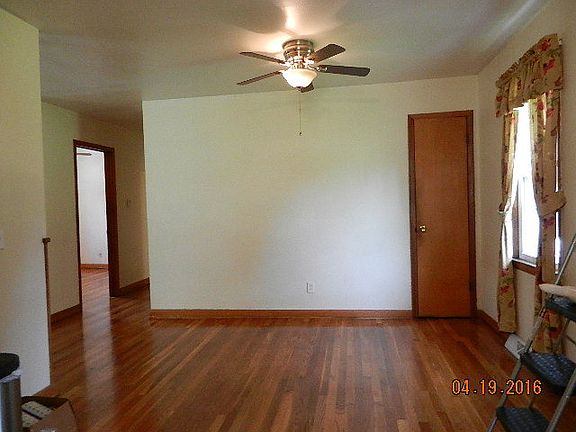 4th image of 1209 Westchester Dr