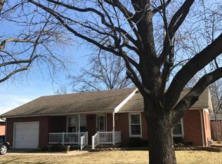 515 Murray Dr, Centralia, IL