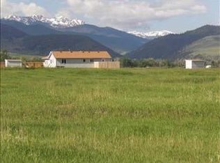 115 Moose Crossing Rd, Gallatin Gateway, MT 59730