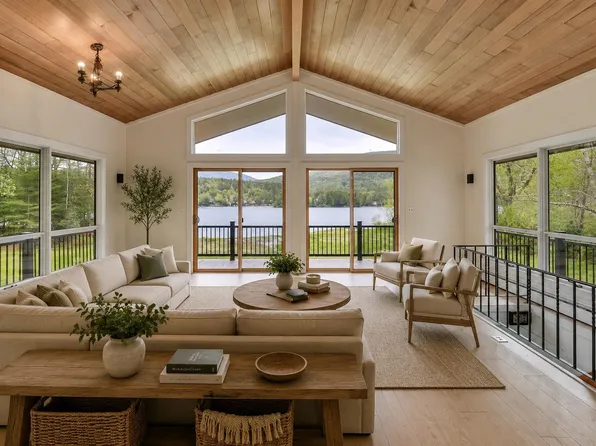 775 East Lake Road, Ludlow, VT 05149