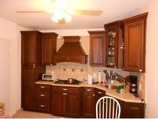 Sold by Superior Realty Service | media 3