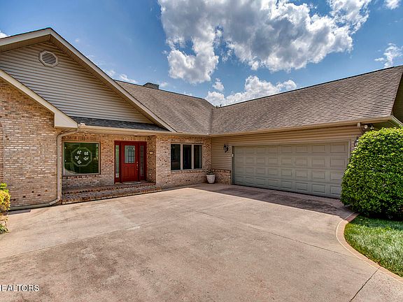 4th image of 110 Kiowa Way