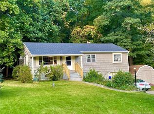 24 Dexter Dr, Shelton, CT 06484