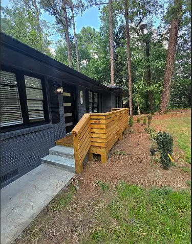 7 bed, 1775 sqft, $775 — Photo 2