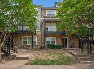 1725 Harvey Mitchell #612, College Station, TX 77840