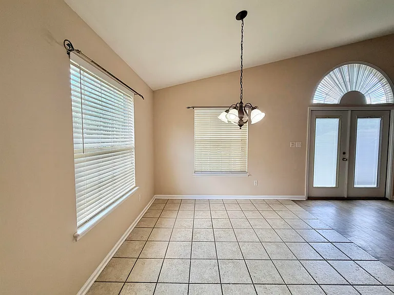 9336 Royal Troon Dr — Photo 5