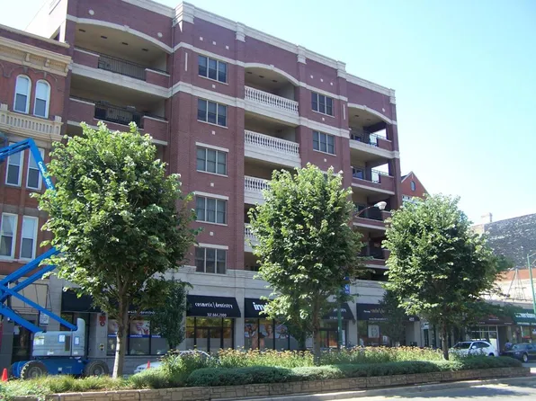 437 W North Ave APT 505, Chicago, IL 60610