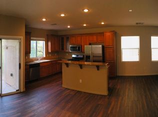 9559 Leaping Lizard St, Las Vegas, NV 89178