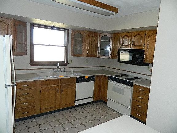 4th image of 14662 Kiefer Rd