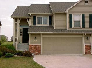 918 Deer Ridge Ct, Baldwin City, KS 66006