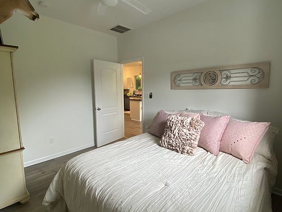 3rd image of 7731 Purnell Crossing Rd #B