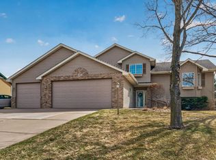 5515 157th Way N, Hugo, MN 55038