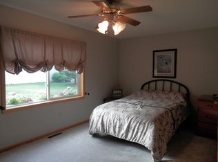 28606 Jeffrey Ave, Chisago City, MN 55013