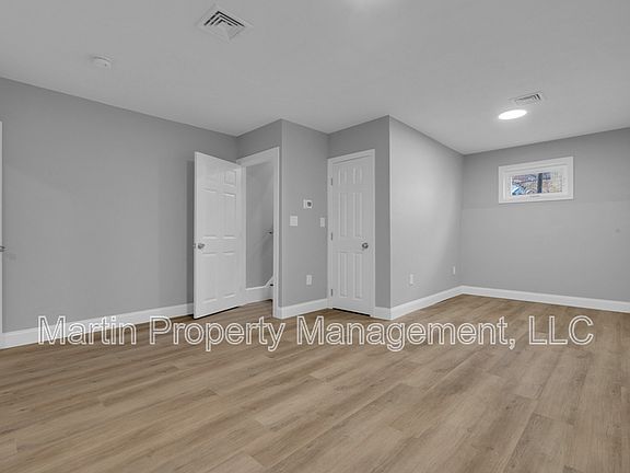 3rd image of 690 Dorchester Ave