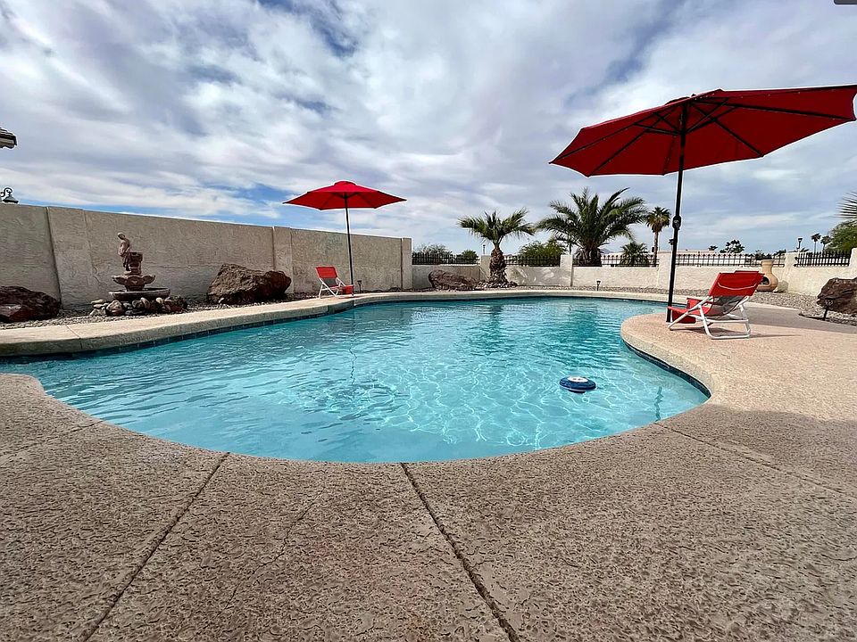 1st image of 264 Acoma Blvd S