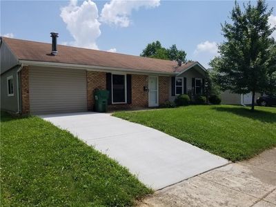930 Firwood Dr, New Carlisle, OH, 45344
