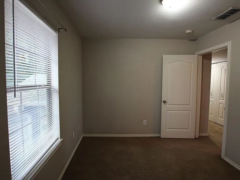Coming Soon! 2 Bed 1.5 Bath Townhome In Lindale! — Photo 13