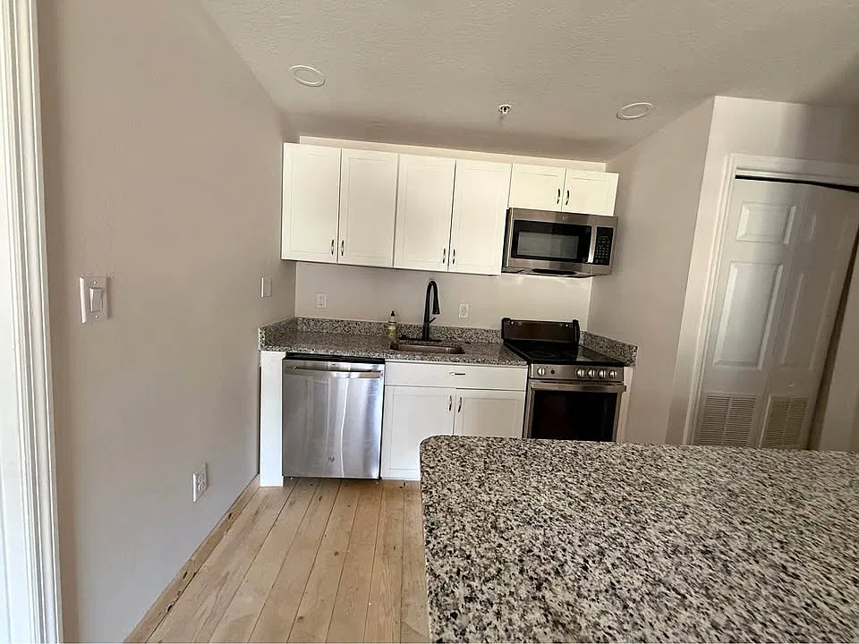 2402 E Dr Martin Luther King Jr Blvd #3