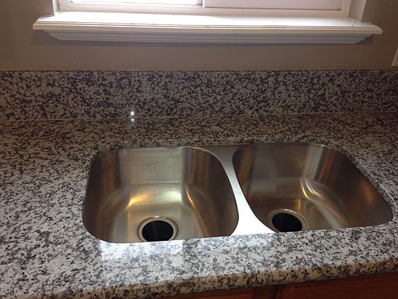 5th image of 4139 S Davenshire Ln