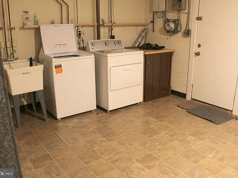 1120 Linkside Dr — Photo 25