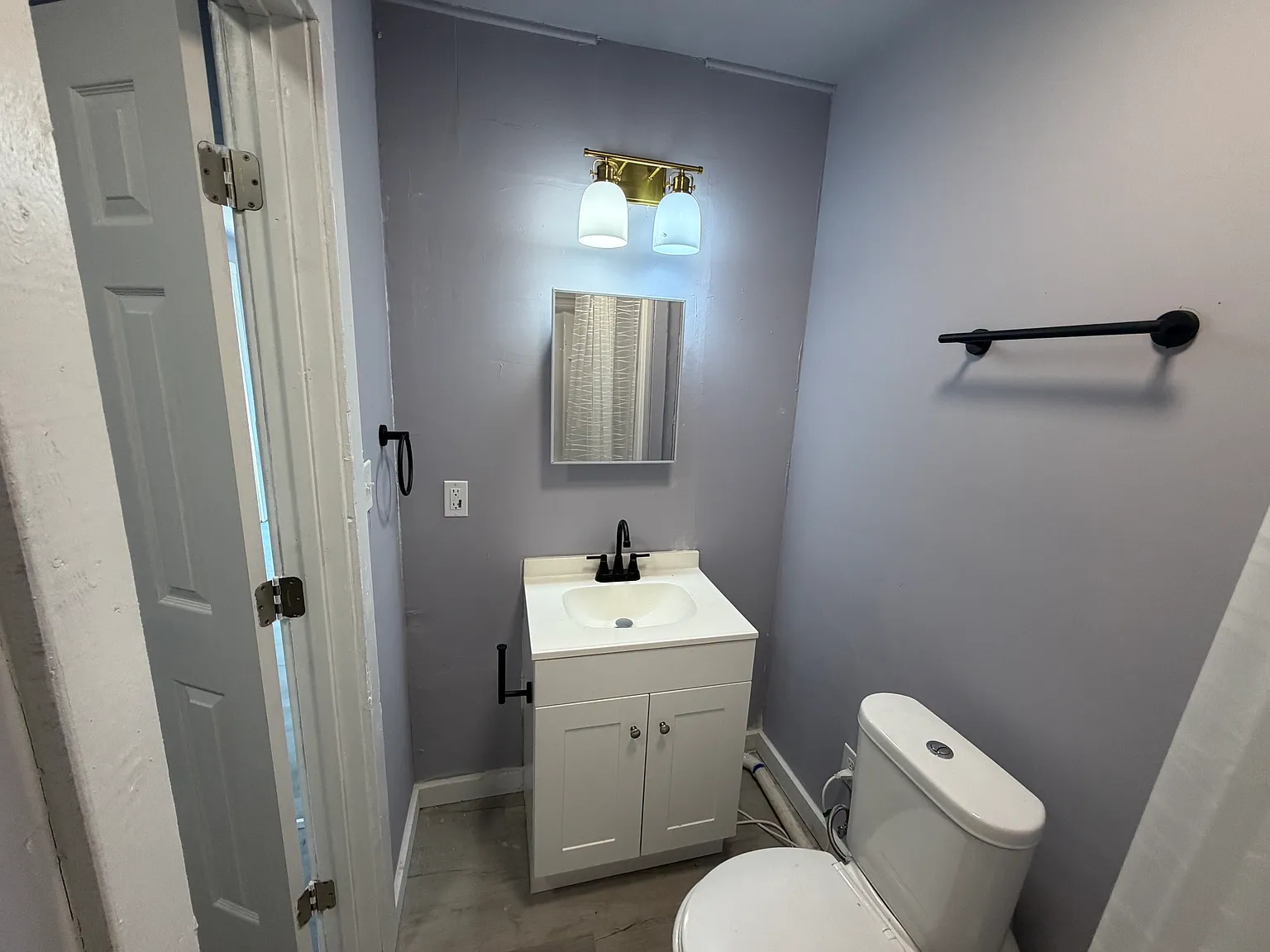 513 Shawnee Trce - 1 — Photo 3