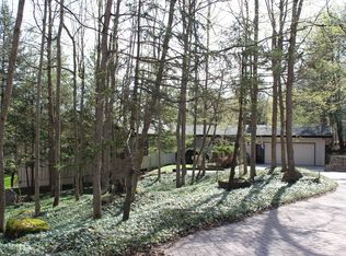 4921 Tanglewood Ln, Manlius, NY 13104