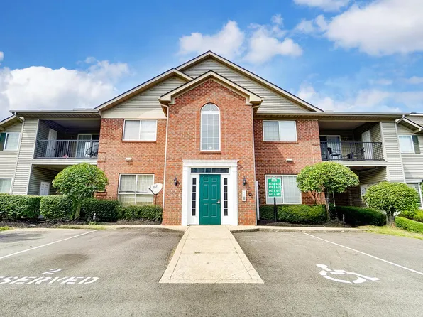 639 Spring Valley Dr, Lewis Center, OH 43035