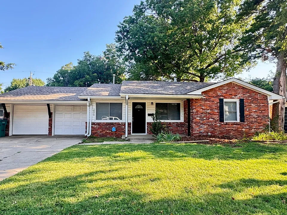 2029 NW 46th St