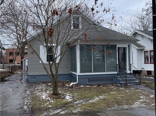 535 Westfield St, Rochester, NY 14619