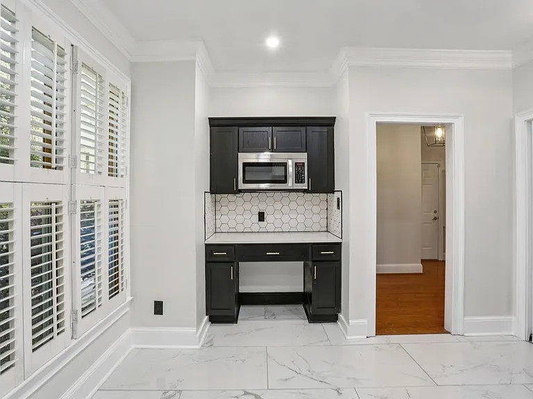 1536 Oak Grove Rd — Photo 9