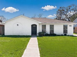 11623 Rowan Ln, Houston, TX 77072