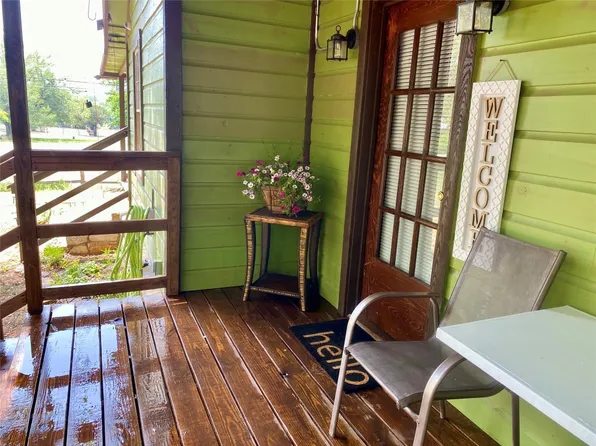 603 Austin Rd, Glen Rose, TX 76043