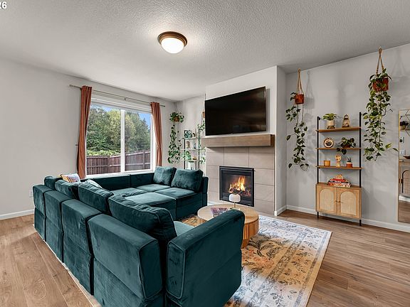 3rd image of 8939 NE 110th St