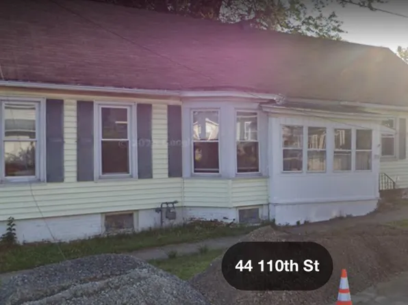 41 110th St, Troy, NY 12182