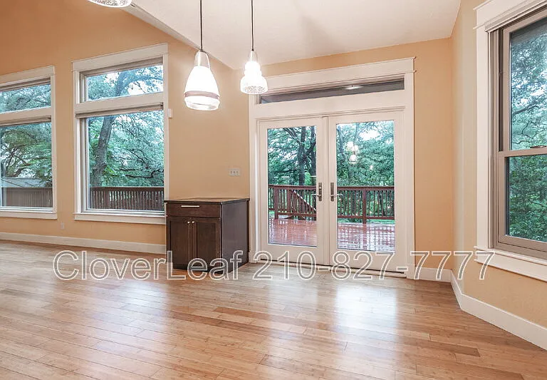 1025 Flaming Oak Dr — Photo 17
