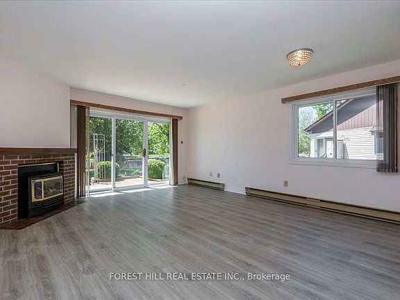4th image of 70 Laguna Pkwy #9