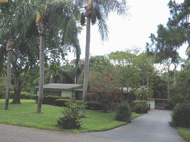 1st image of 13550 Park Blvd