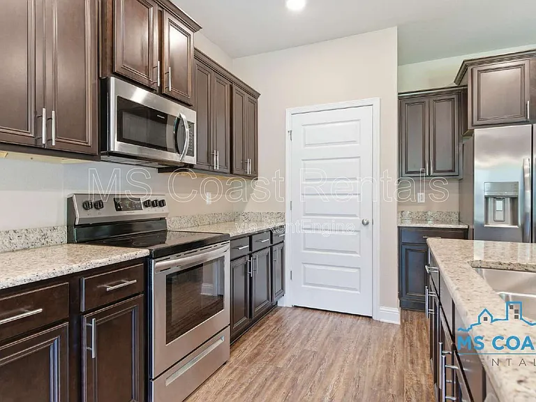 10536 Sweet Bay Dr — Photo 11