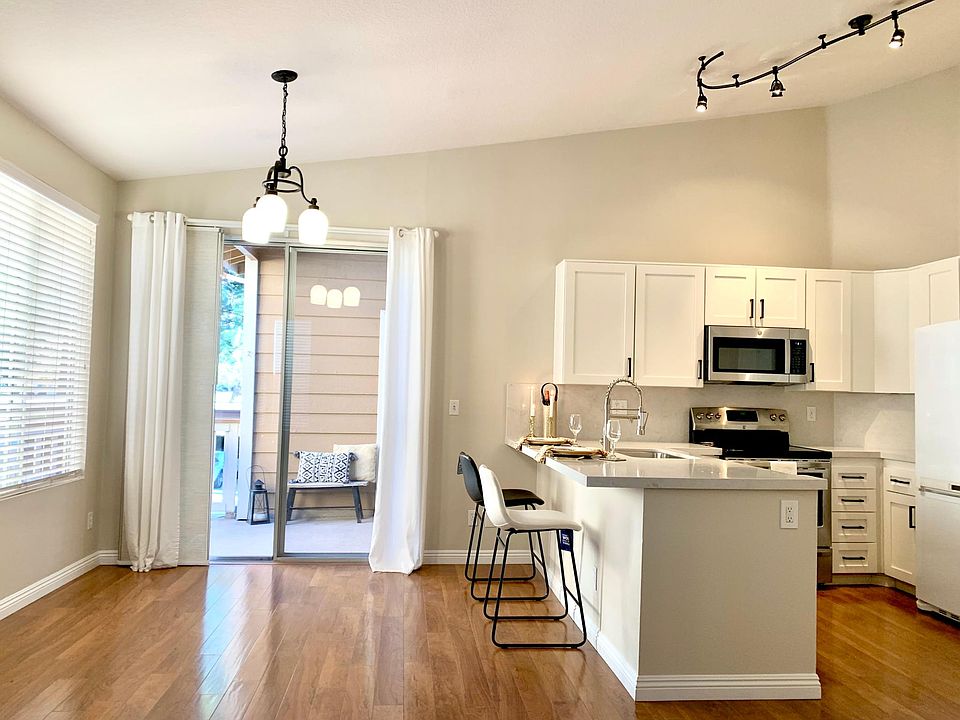 Newly remodeled Kitchen!