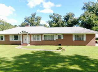 203 E Wacona Dr, Waycross, GA 31501