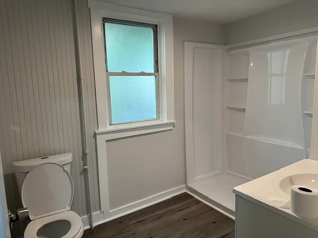 63 Chicago Ave — Photo 8