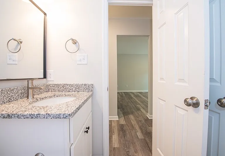 1114 Chaney Rd #102 — Photo 25